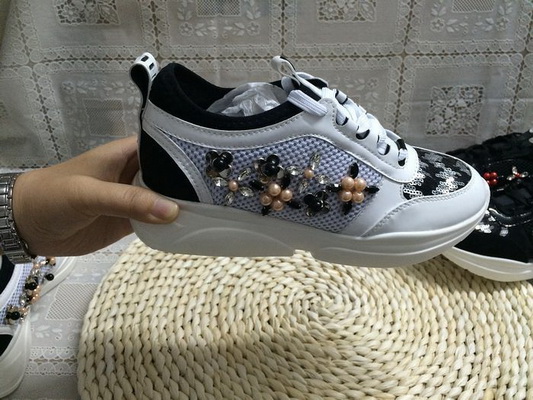 LV Casual shoes Women--030